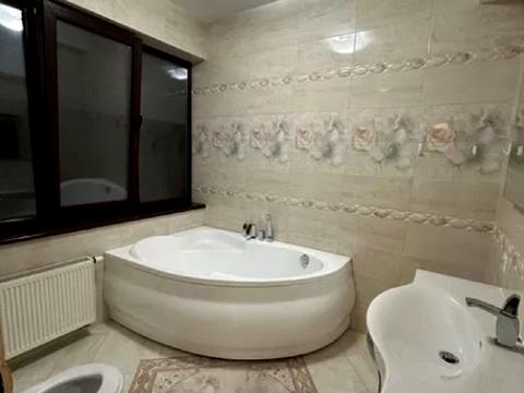 будинок за адресою Уютная