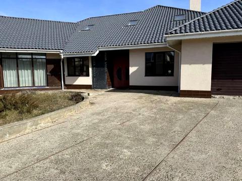 будинок за адресою Уютная