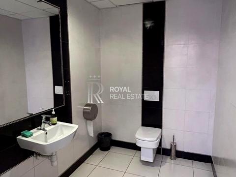 комерційна за адресою Спортивна пл., 1А