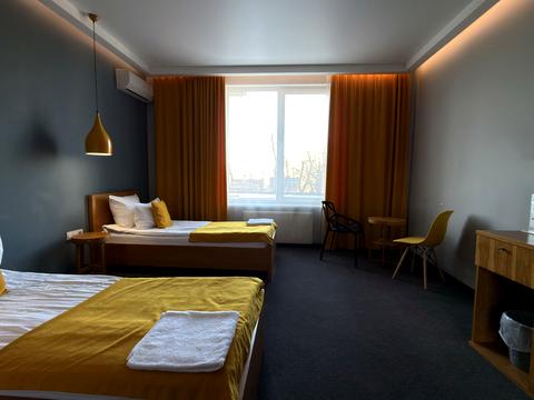 комерційна за адресою Аркадіївський пров., 9/1