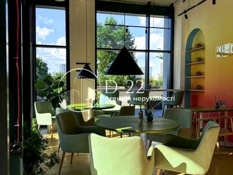 комерційна за адресою Зарічна вул., 4