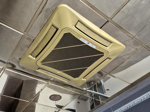 комерційна за адресою Воскресенський просп. (Перова), 26