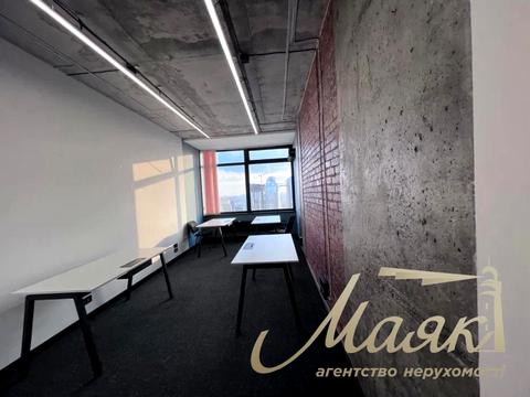 комерційна за адресою Київ, Євгена Коновальця вул. (Щорса), 44-А