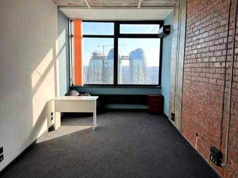 комерційна за адресою Київ, Євгена Коновальця вул. (Щорса), 44-А