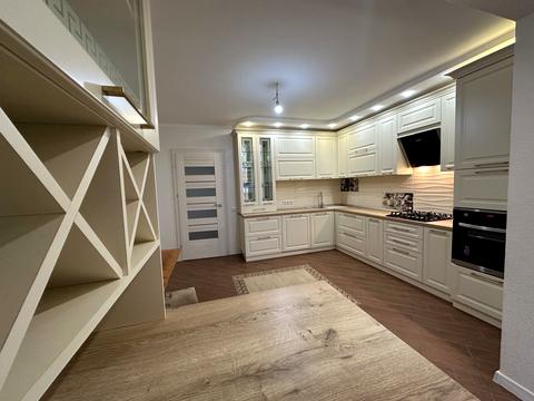 квартира за адресою Володимира Івасюка вул., 82