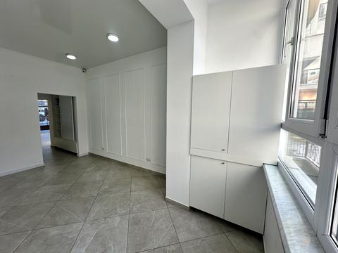 комерційна за адресою Андрія Мельника вул., 10 к2