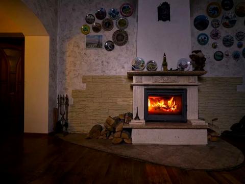 дом по адресу Сергея Шелухина ул. (Александра Невского)