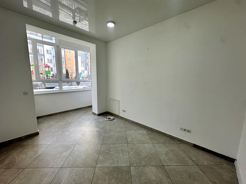 комерційна за адресою Андрія Мельника вул., 10 к2