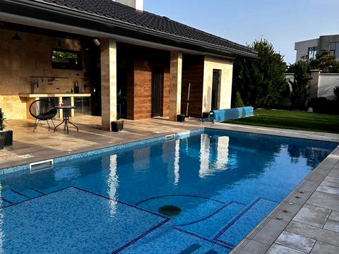 дом по адресу с. Бурлачья Балка, бризовая