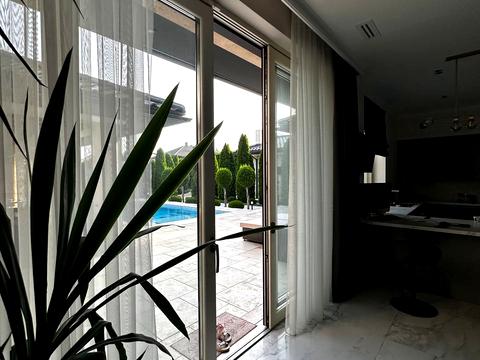 дом по адресу с. Бурлачья Балка, бризовая