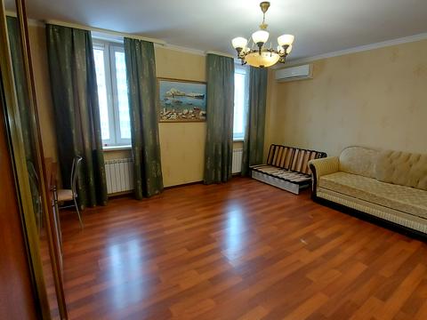 квартира за адресою Лукрецька вул., 3