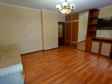 квартира за адресою Лукрецька вул., 3