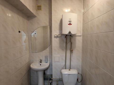 комерційна за адресою Королеви Єлизавети ІІ вул. (Глинки), 15-А