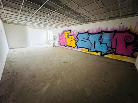 коммерческая по адресу Пилипа Орлика ул., 3А