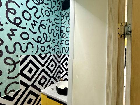 комерційна за адресою Незалежності вул. (Космонавта Попова), 9 к1