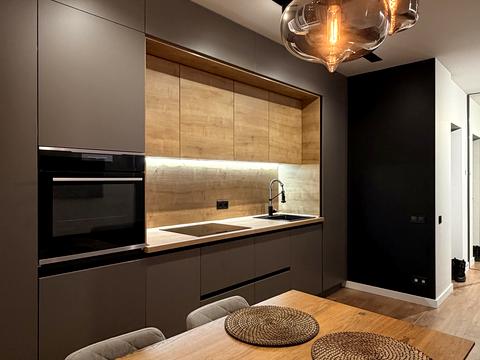 квартира за адресою Салютна вул., 2к3