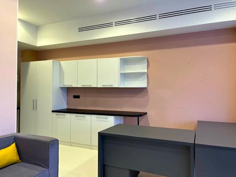 комерційна за адресою Вацлава Гавела бульв. (Івана Лепсе), 6-б