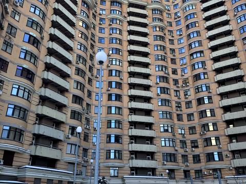 квартира за адресою Старонаводницька вул., 6-Б