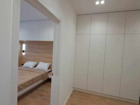 квартира за адресою Краснова вул., 1