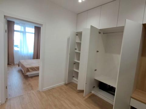 квартира за адресою Краснова вул., 1