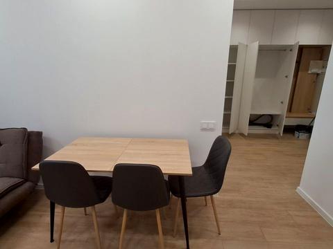 квартира за адресою Краснова вул., 1