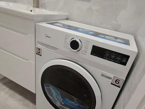 квартира за адресою Краснова вул., 1