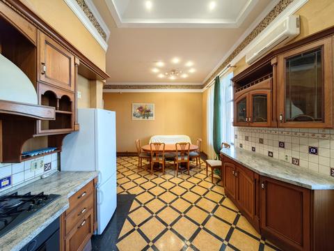 квартира за адресою Дерибасівська вул., 5