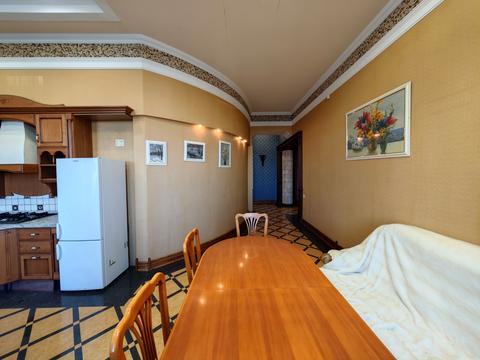 квартира за адресою Дерибасівська вул., 5