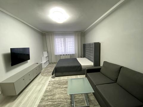 квартира за адресою Софії Русової вул., 7-А