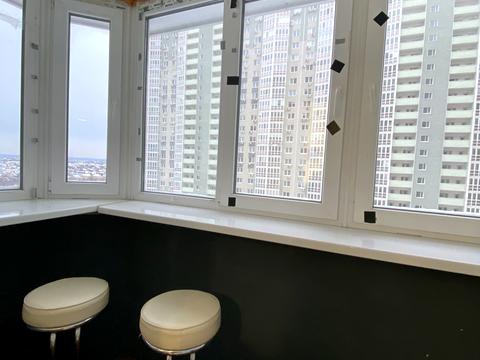 квартира за адресою Софії Русової вул., 7-А