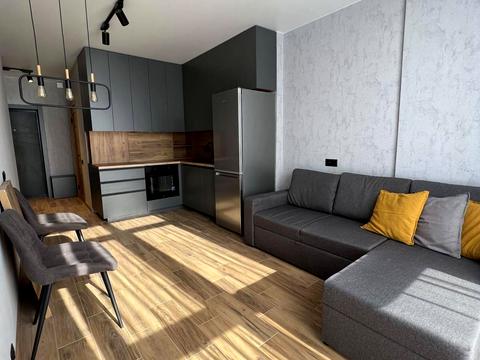 квартира за адресою Шкільна вул., 73-Г