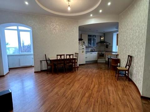 квартира за адресою Черкаси, Небесної Сотні вул., 38