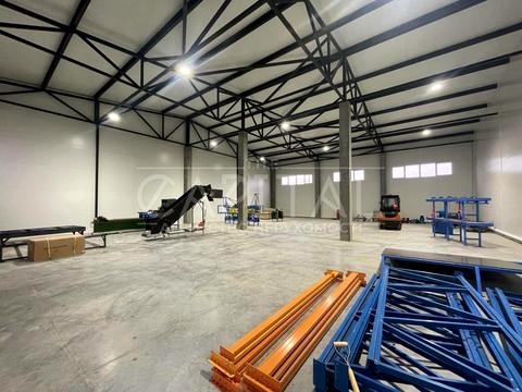 коммерческая по адресу Київська, 12