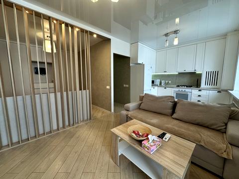 квартира за адресою Мостобудівників вул., 18