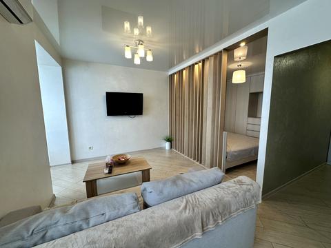 квартира за адресою Мостобудівників вул., 18