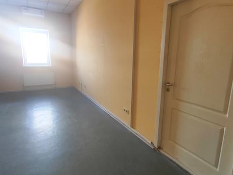 коммерческая по адресу Майдан Озерний ул. (Боброва), 3