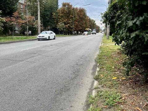 ділянка за адресою Михайла Грушевського