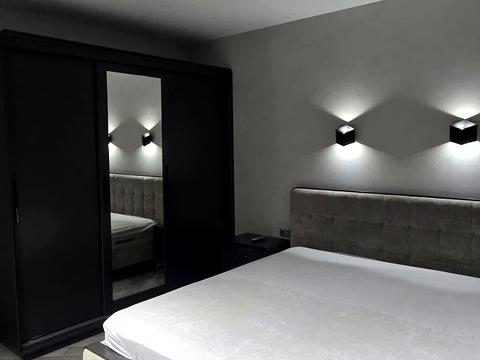 квартира за адресою микіль, 8