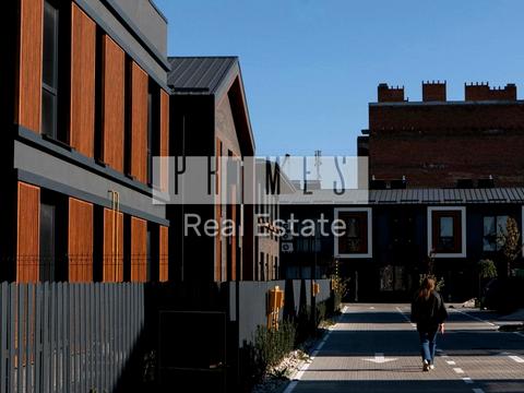 будинок за адресою Лугова