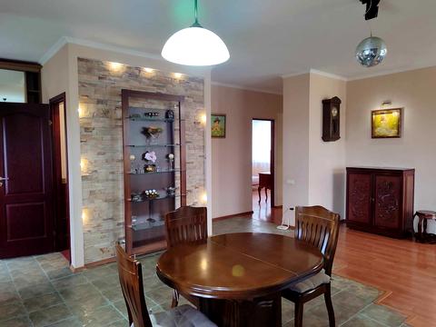 квартира за адресою Миколи Амосова вул., 2