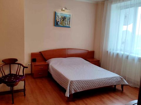 квартира за адресою Миколи Амосова вул., 2