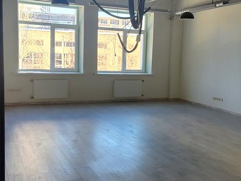 комерційна за адресою Отакара Яроша вул., 15