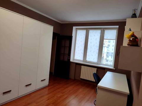 квартира за адресою Миколи Амосова вул., 2