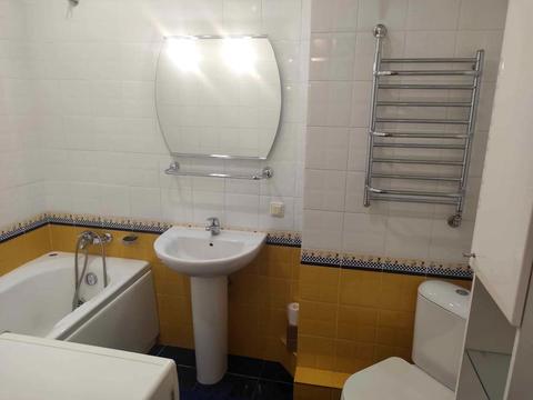 квартира за адресою Миколи Амосова вул., 2