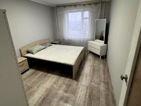 квартира за адресою Менахем-Мендл Шнеєрсона вул. (Мініна), 1