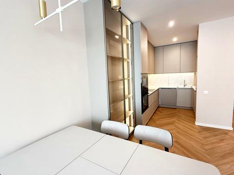 квартира за адресою Топольна вул., 4г