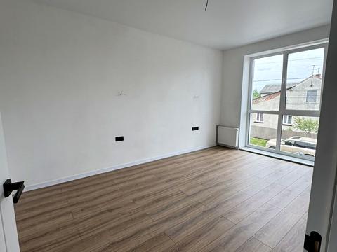 будинок за адресою Володимира Івасюка вул., 3