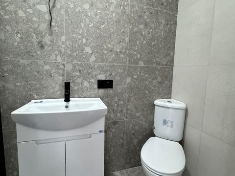 будинок за адресою Володимира Івасюка вул., 3