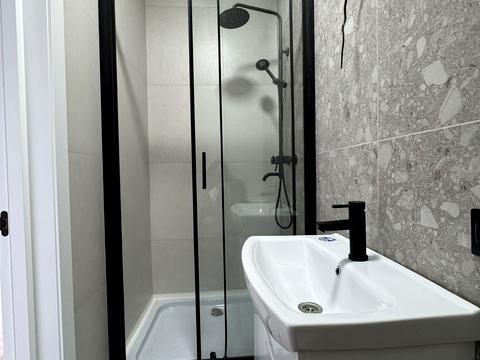 будинок за адресою Володимира Івасюка вул., 3