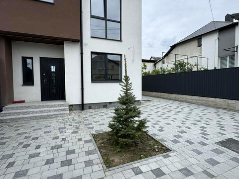 будинок за адресою Володимира Івасюка вул., 3